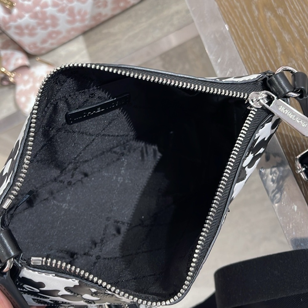 Michael Kors Jet Set Sm Sequined Floral Print Crossbody Case for Apple Airpods P - Picture 7 of 16